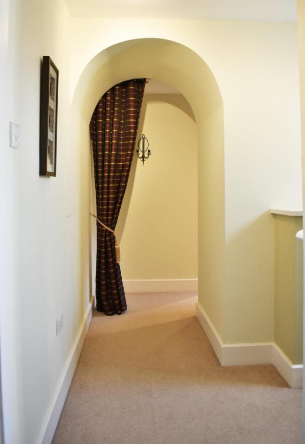 פורט אוגוסטוס The Ross 2 Bedroom Apartment In Historic Abbey מראה חיצוני תמונה